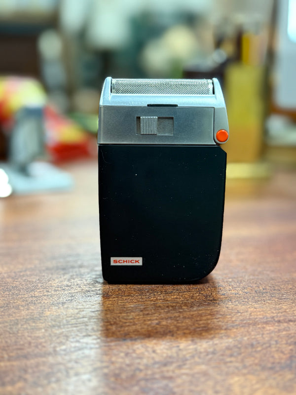 Vintage Schick Cordless Travel Shaver with Fitted Case, c. 1968–1978