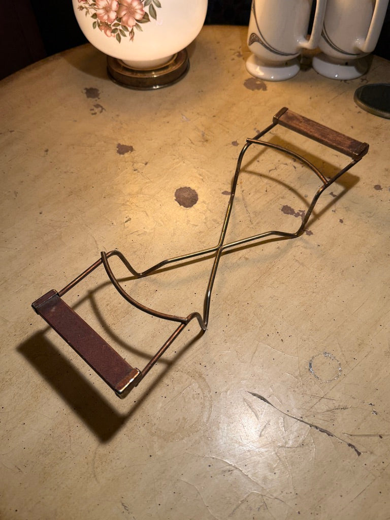 Vintage Wood-Handled Wire Canning Jar Lifter, c. 1920s–1950s
