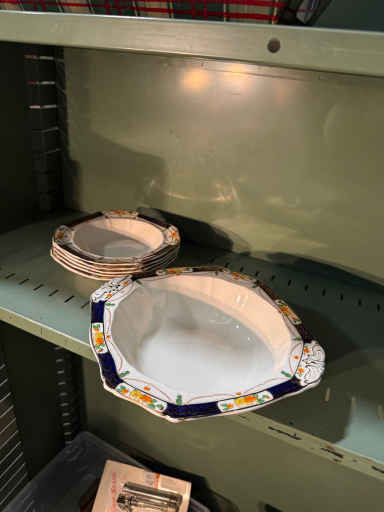 c. 1897–1913 Alfred Meakin “Osiris” Royal Semi-Porcelain 7-Piece English Serving Bowl Set