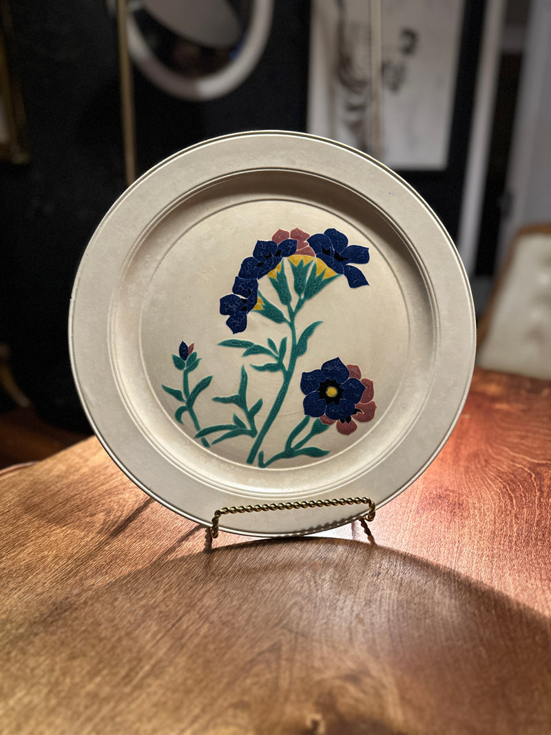 Vernon Kilns Bird Pottery “Bird’s Eye” Plate, c. 1935–1939