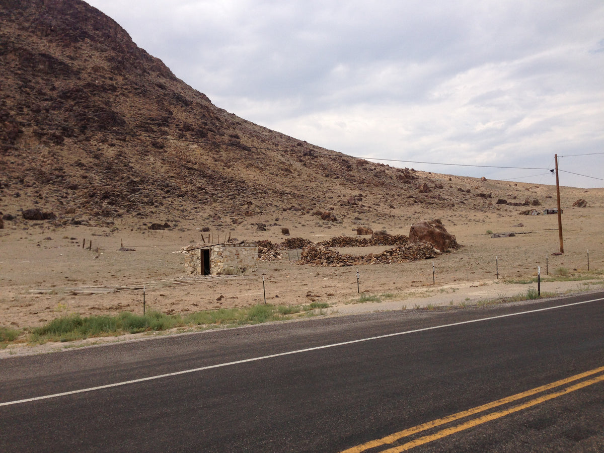 The ruins of the old roadside station at Warm Springs, Nye County, Nevada, along U.S. Route 6. Photo by Famartin, CC BY-SA 4.0.