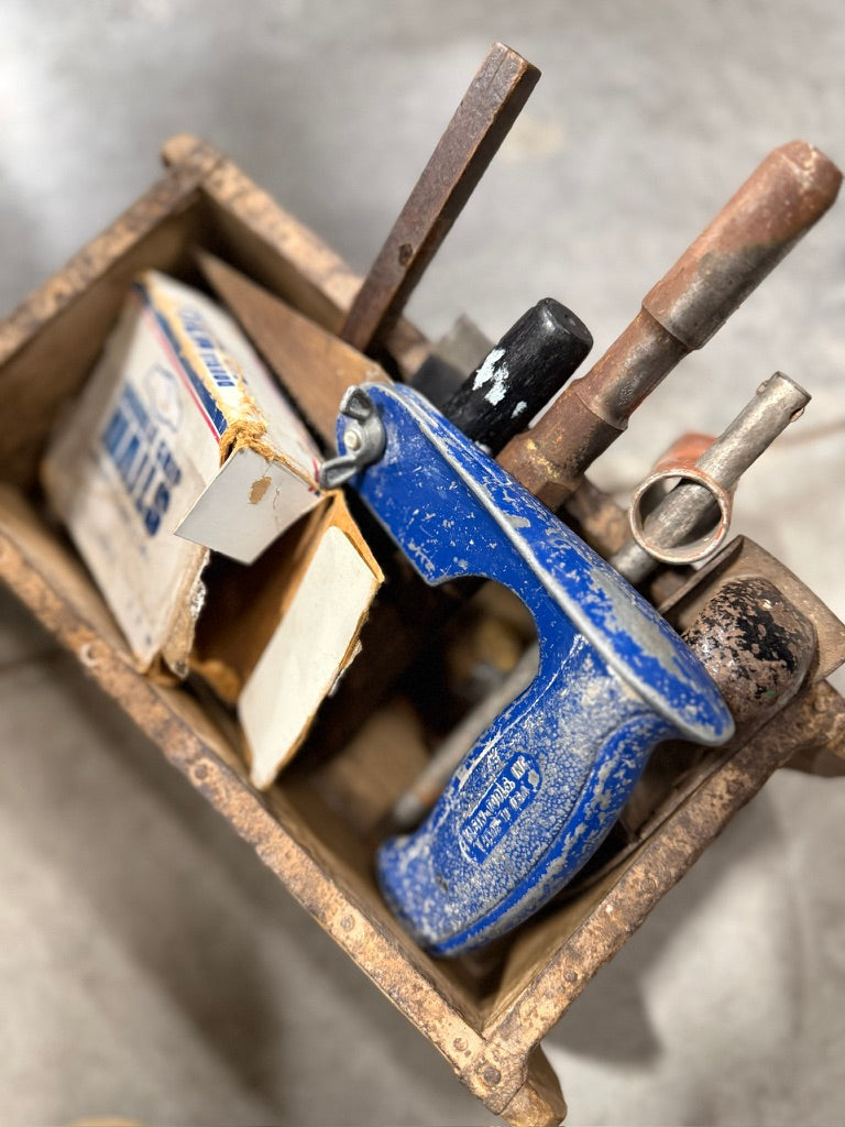 Antique Hand Saws: Disston, and How to Date a Saw