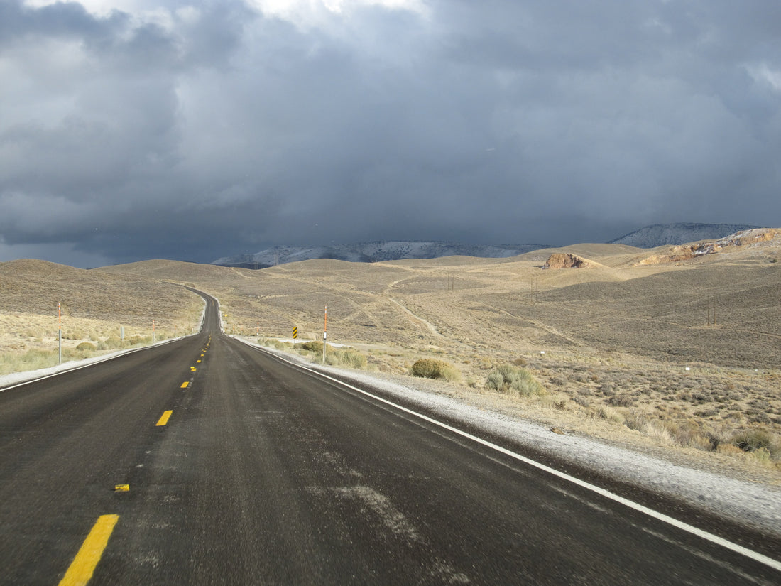 State Route 361 winding through the desert mountains between Luning and Gabbs, Nevada, the high-desert road country near the Lodi Hills. Photo by Ken Lund, CC BY-SA 2.0.
