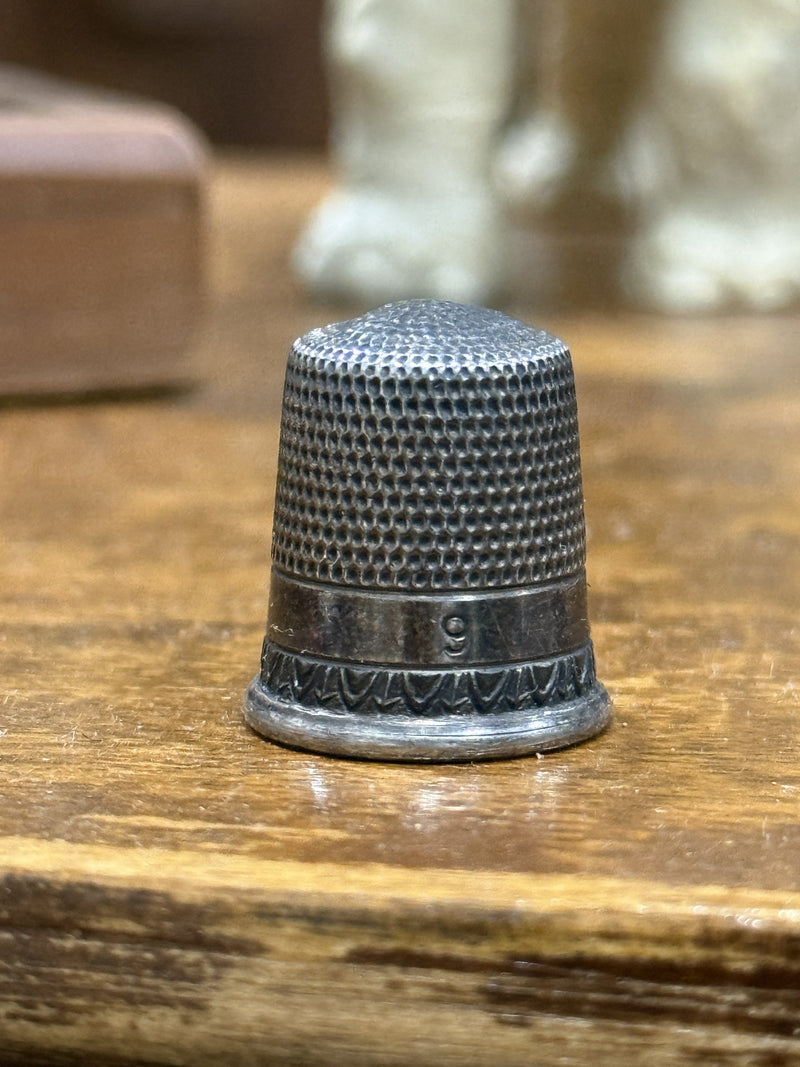 Antique Hand-Punched Thimble, Lappet Border, Size 9, c. 1830–1890