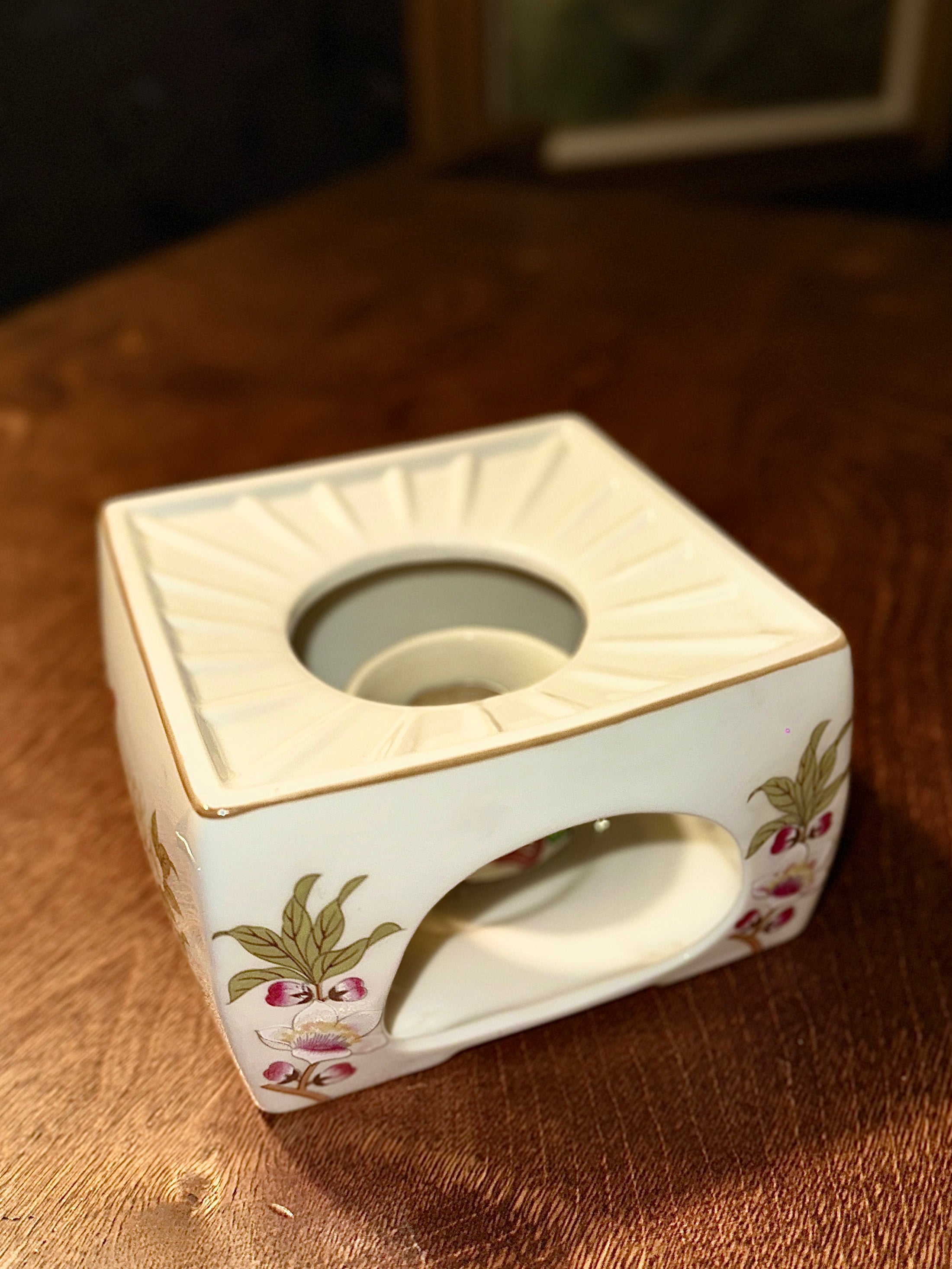 Mid-Century Stafford Porcelain Warming Stand, Japan