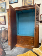 Antique Edwardian Art Nouveau Carved Oak Triple Wardrobe, Bevelled Mirror Door, Poppy and Bird-Head Panels, c. 1900–1910