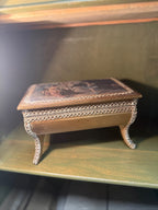 Giltwood Footed Jewellery Casket with Ballet Studio Scene and White Filigree Trim, Red Velvet Interior, Original L Gambor “Twinkle Toes” Label, Japan, After 1952