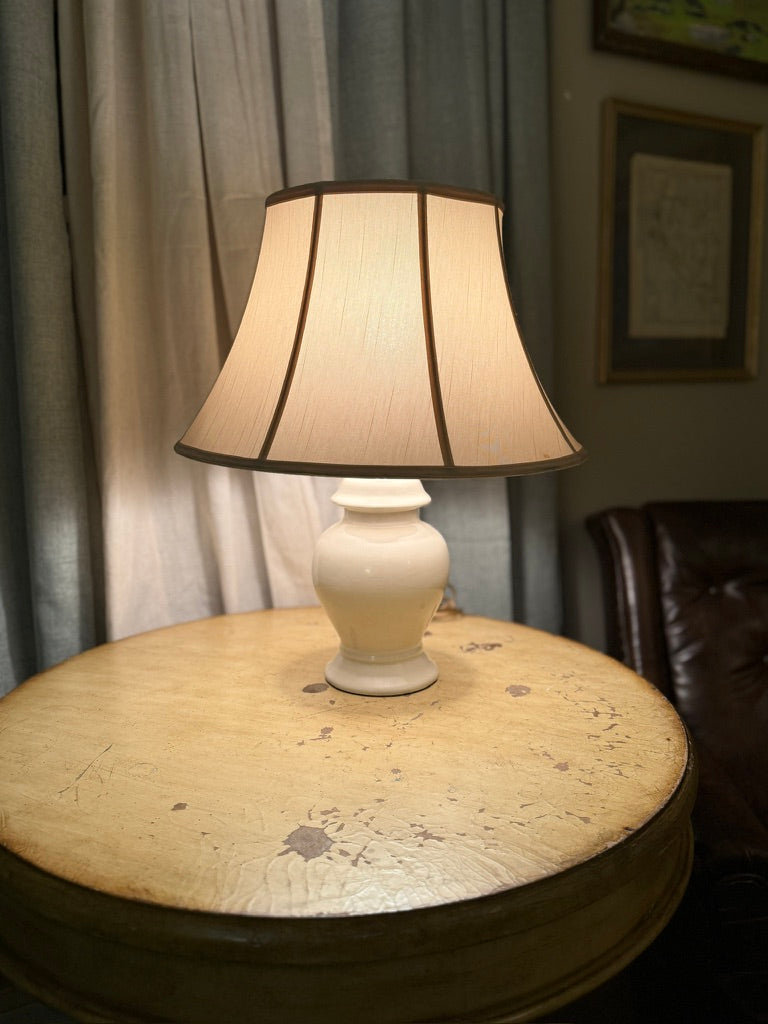 Mid-Century Cream Glazed Ceramic Table Lamp | Vintage American Baluster Lamp c.1960