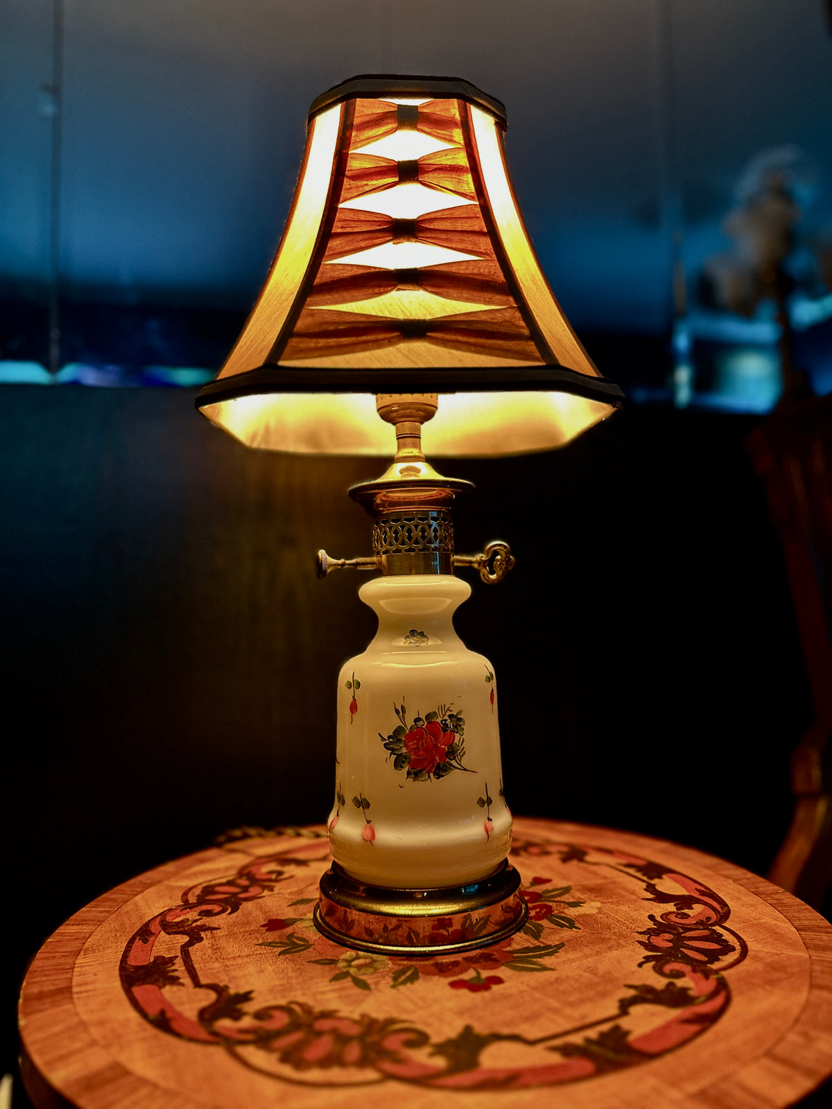 Vintage Floral Milk Glass Table Lamp with Bowed Paneled Shade | Petite Cottage Accent Lamp