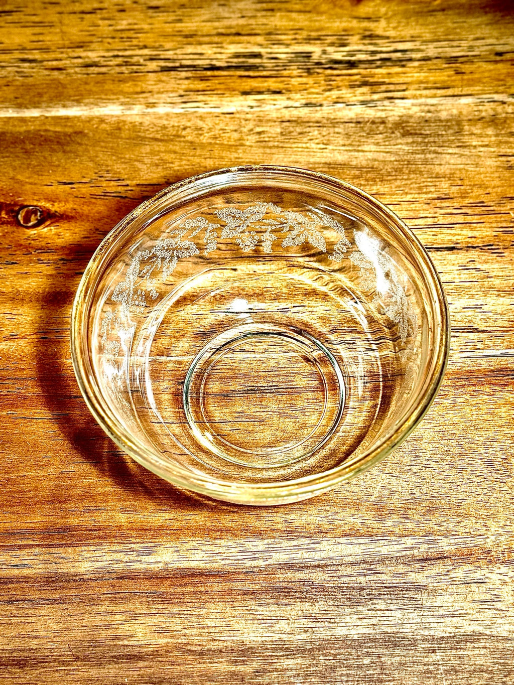 Late Depression-Era Etched Glass Bowl with Gilt Rim (c. 1936–1942)
