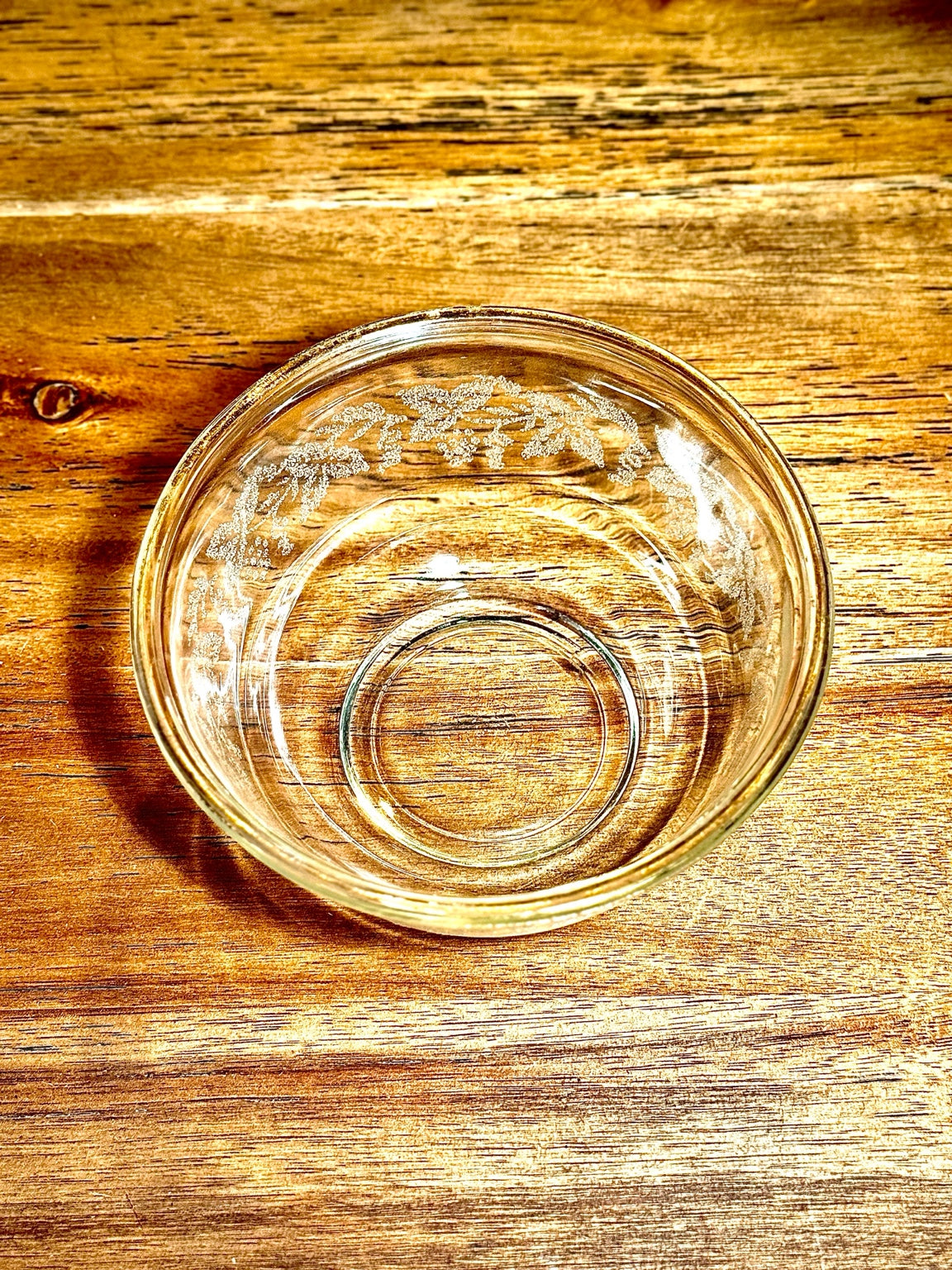 Late Depression-Era Etched Glass Bowl with Gilt Rim (c. 1936–1942)
