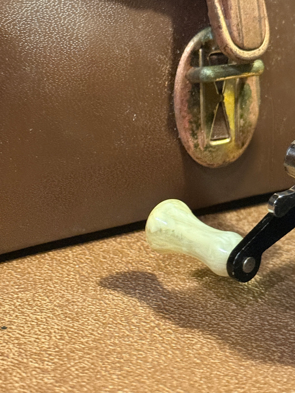 Vintage Ambassadeur 5000C Fishing Reel w/ Leather Case (c.1950s)