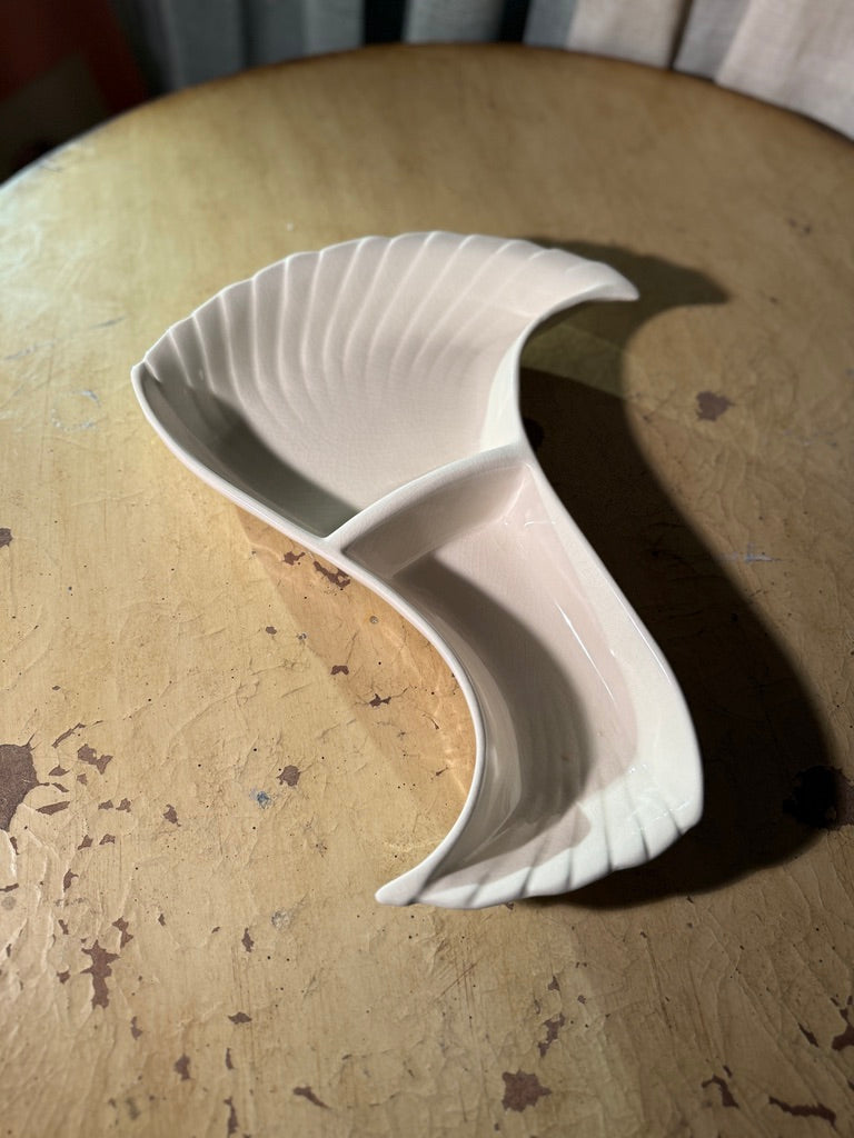 Hoenig of California Sculptural Divided Dish Mid-Century Modern Art Pottery, c. 1948–1955