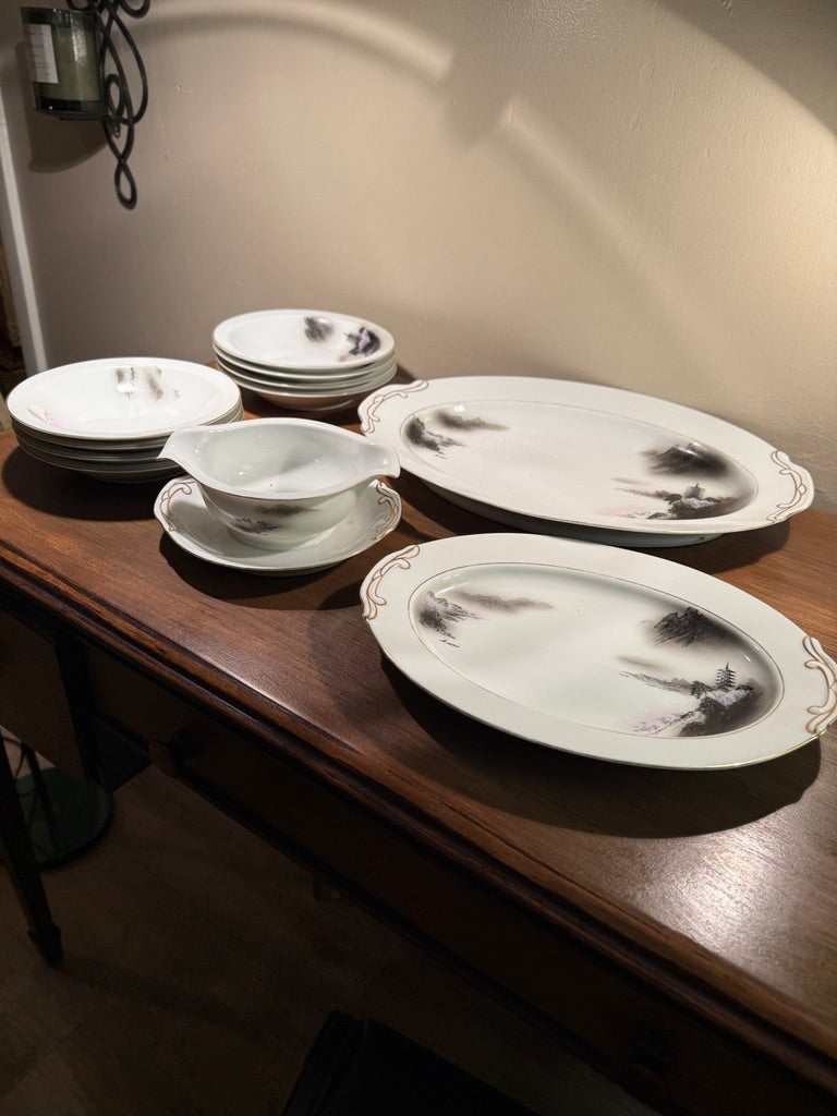 Fukagawa Arita Hand-Painted Porcelain Dinnerware Set, Japan, Late 1940s