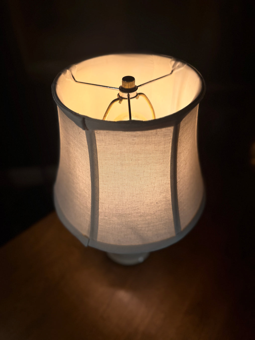 Vintage Hand-Painted Ceramic Floral Table Lamp (c. 1940s–1950s)