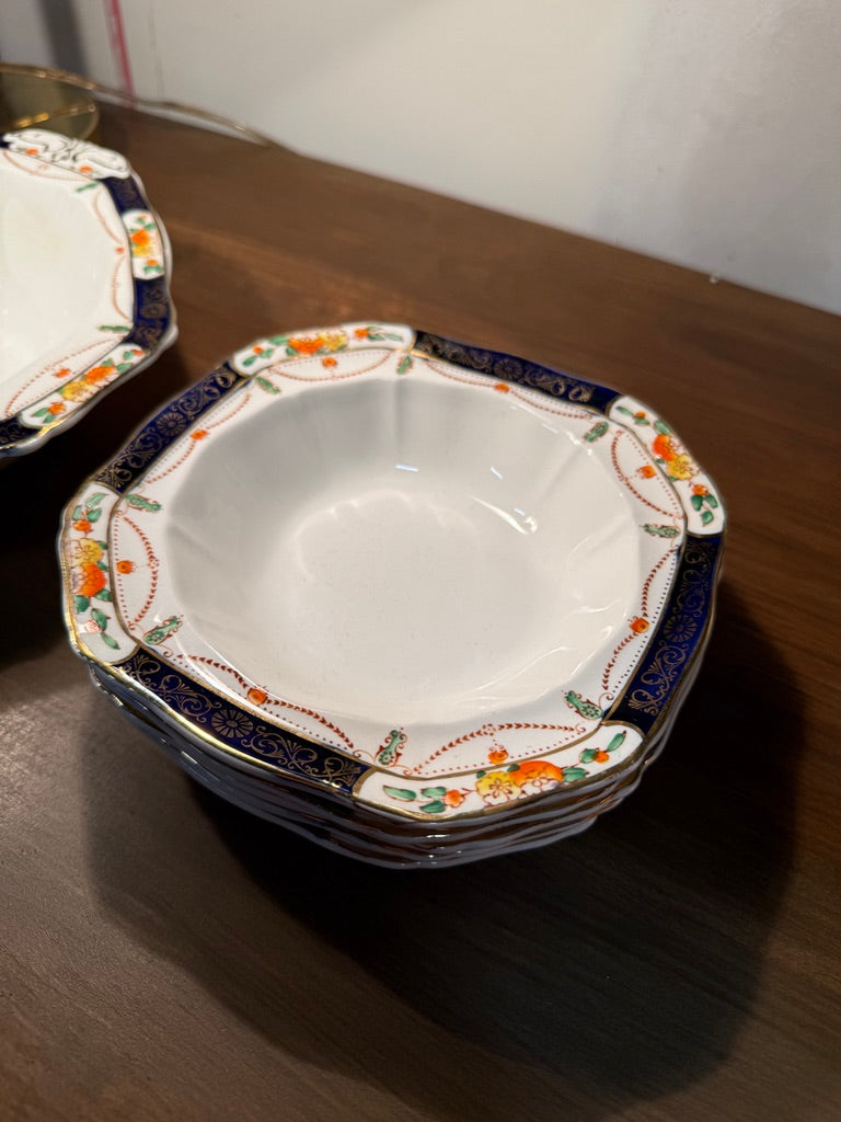 c. 1897–1913 Alfred Meakin “Osiris” Royal Semi-Porcelain 7-Piece English Serving Bowl Set