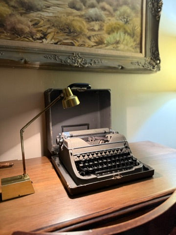 1936 Underwood Champion Portable Typewriter with Original Case