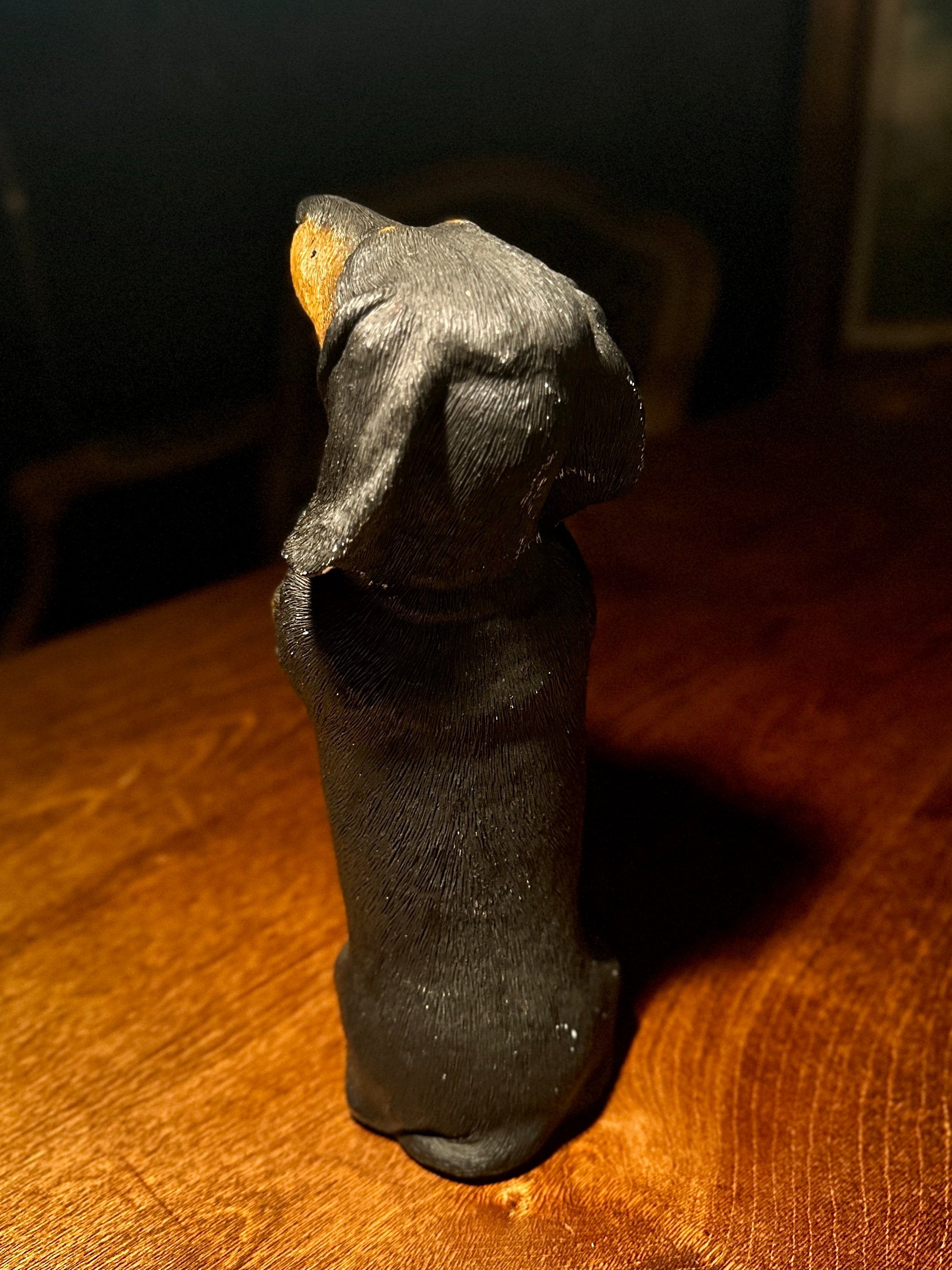 "Sitting Pretty" Sandicast Dachshund Figurine | Hand-Cast Resin Dog Sculpture, 1990