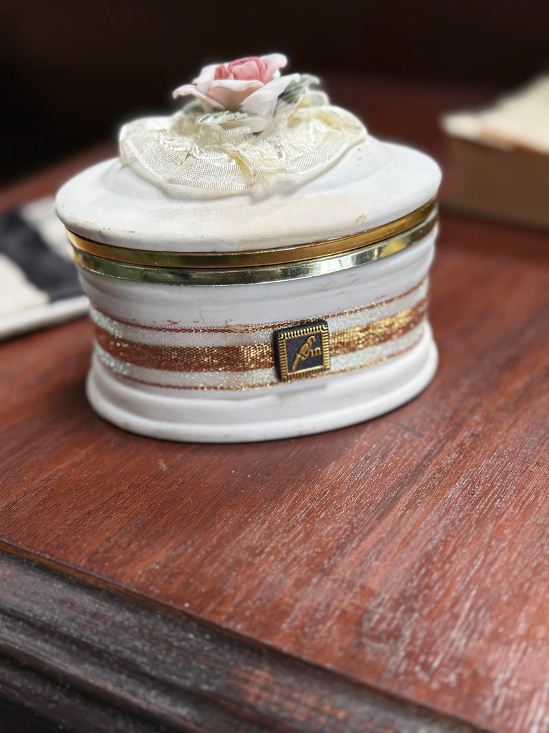 Japanese Porcelain Rose Jewelry Casket with Gilt Trim, c. 1950s–1960s