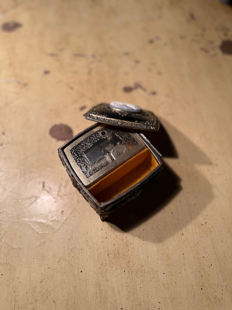 c.1960s Westland Japanese Music Box with Ormolu-Style Mounts & Cameo Lid