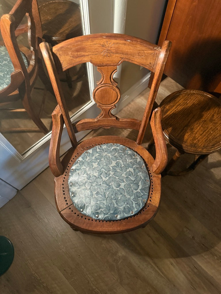 Hand-Finished English Oak Armchair, c.1910, with Custom Leather Seat and Silver Tack Trim