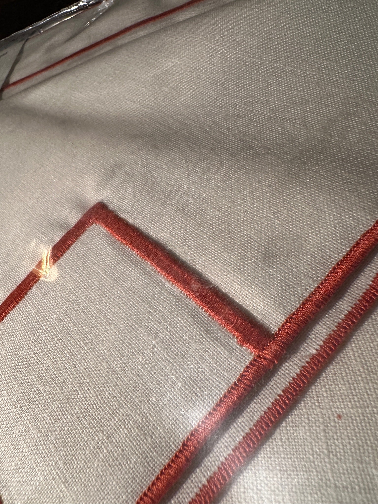 Unopened 1960s Matouk 8-Piece Table Linen Set
