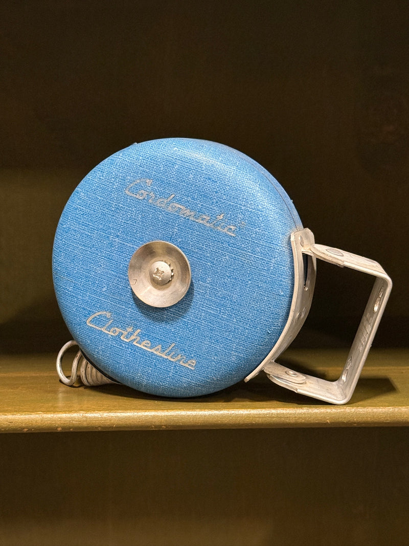 Cordomatic Retractable Clothesline Reel, Linen-Textured Case with Cast Aluminium Bracket, Philadelphia, c. 1943–1963