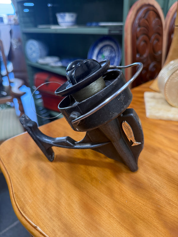 Roddymatic 902 Spinning Reel by Roddy, Black Cast Body with Applied Copper Fish Badge, Full Bail and Original Crank
