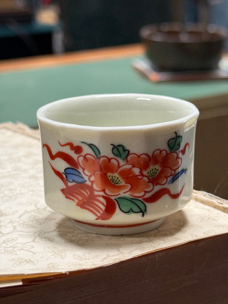 c. 1930s Japanese Crackle-Glaze Floral Tea Cup