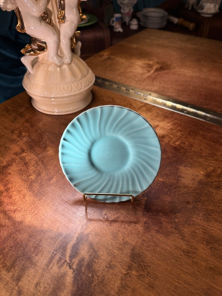 Franciscan Ware Saucer c.1955–1965 | Mid-Century Aqua California Pottery
