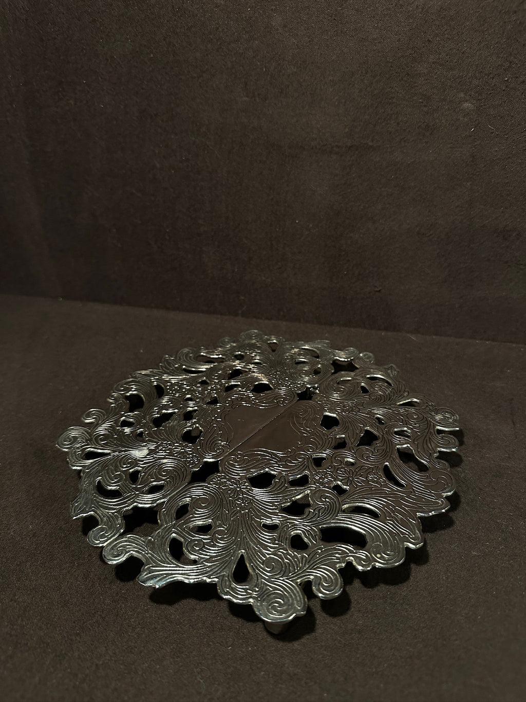 Vintage Expandable Silver-Plated Filigree Trivet (Mid-20th Century)