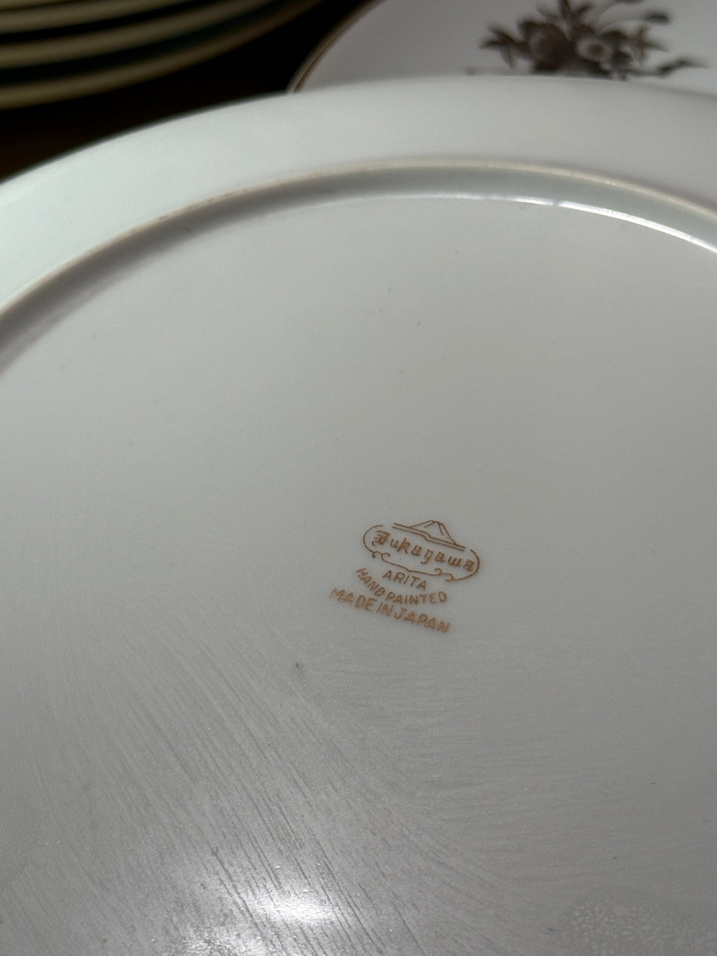 Fukagawa Arita Porcelain Dinner Plates Gold Floral Japan