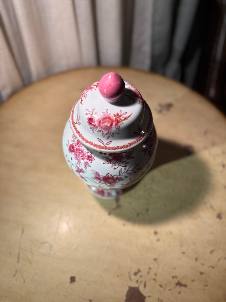 Chinese Famille Rose Lidded Jar, Late Republic c. 1940–1955
