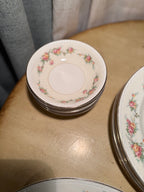 Homer Laughlin “Eggshell Georgian” Dinner Service, 40 Pieces (c. 1944)