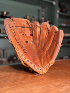 Vintage Spalding Carl Yastrzemski 42-5375 Baseball Glove, c. 1967–1978