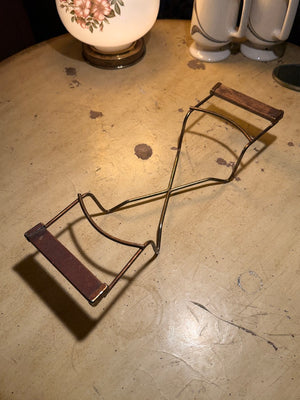 Vintage Wood-Handled Wire Canning Jar Lifter, c. 1920s–1950s
