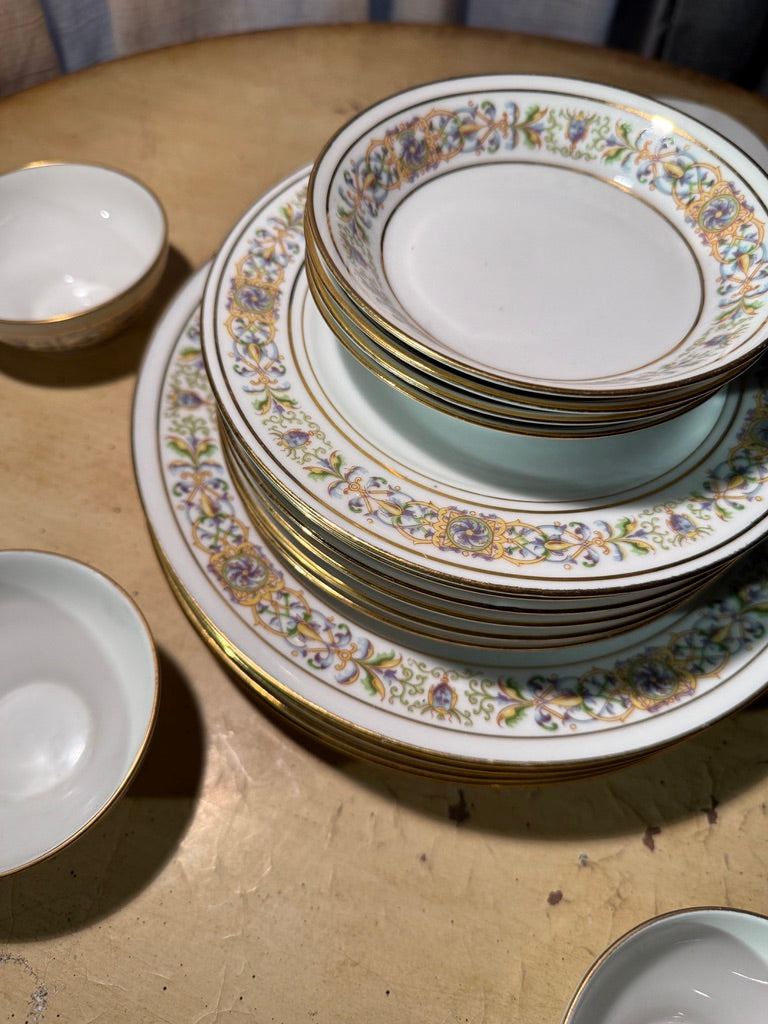 Wm. Guérin & Co. Limoges Porcelain Service, France (c. 1900–1925)
