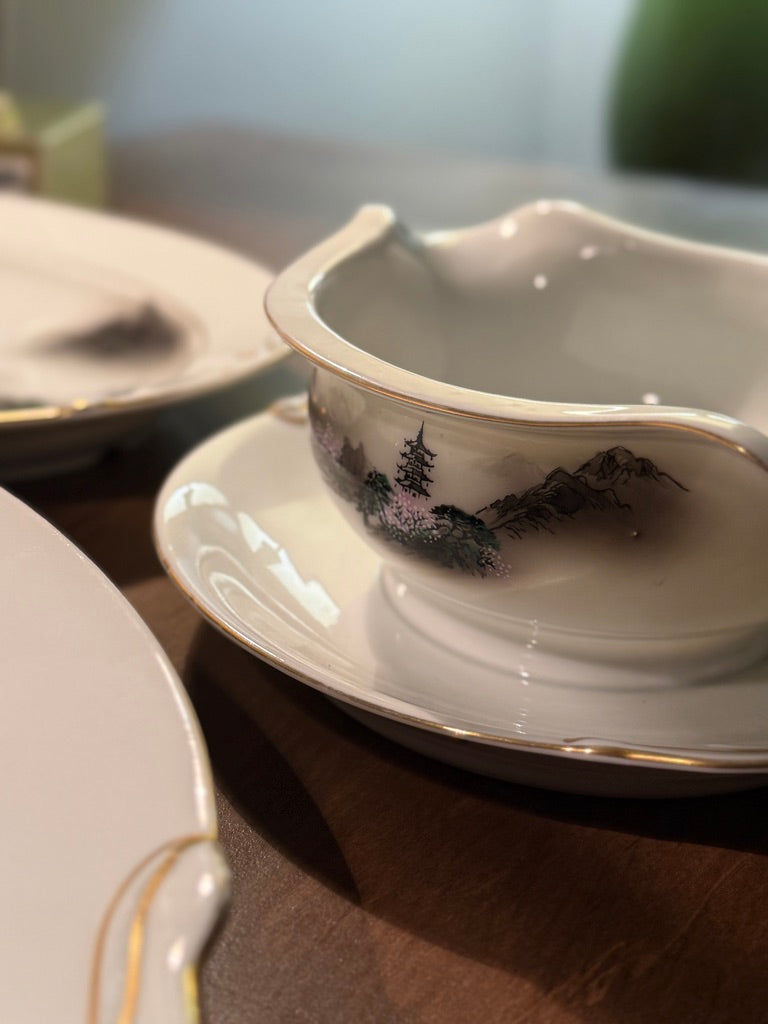 Fukagawa Arita Hand-Painted Porcelain Dinnerware Set, Japan, Late 1940s