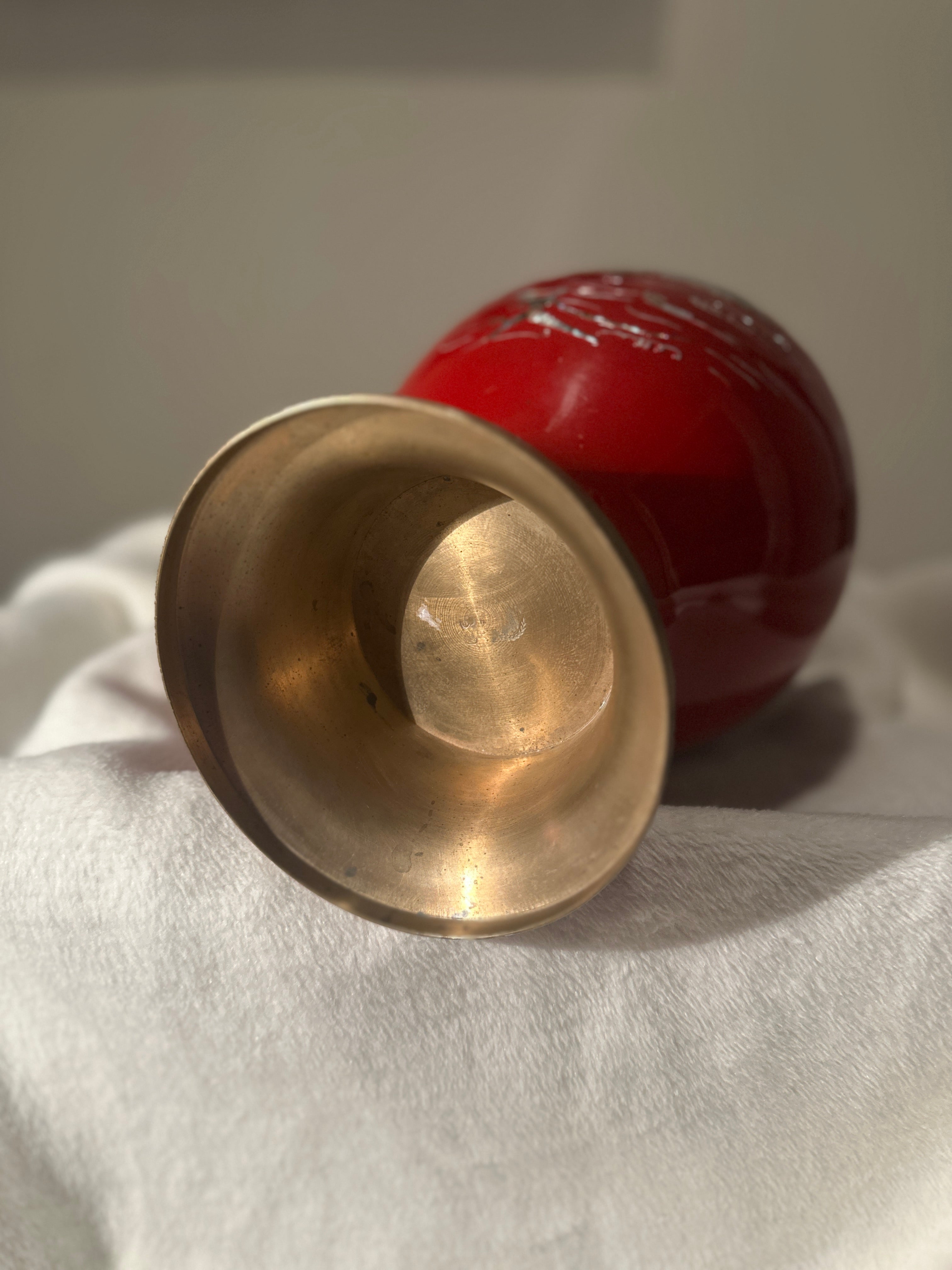 Korean Red Najeonchilgi Mother-of-Pearl Inlay Vase, c. 1960s–1970s