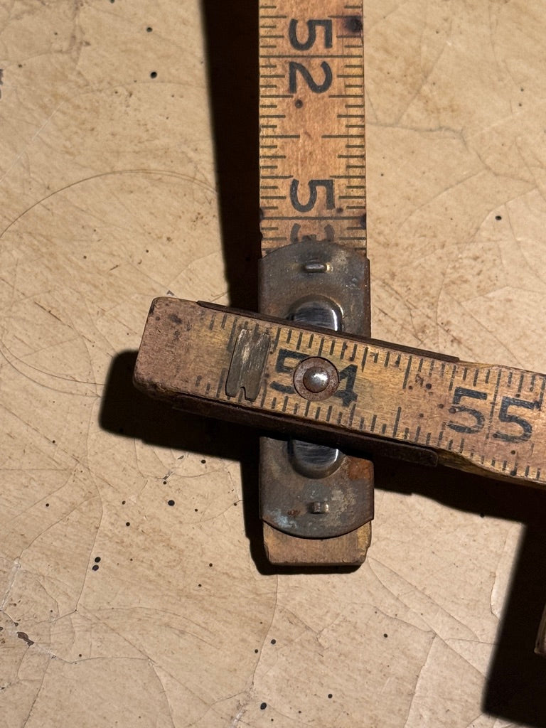 Vintage Wooden Carpenter Folding Rule – Early 20th Century 6-Ft Boxwood Measuring Tool