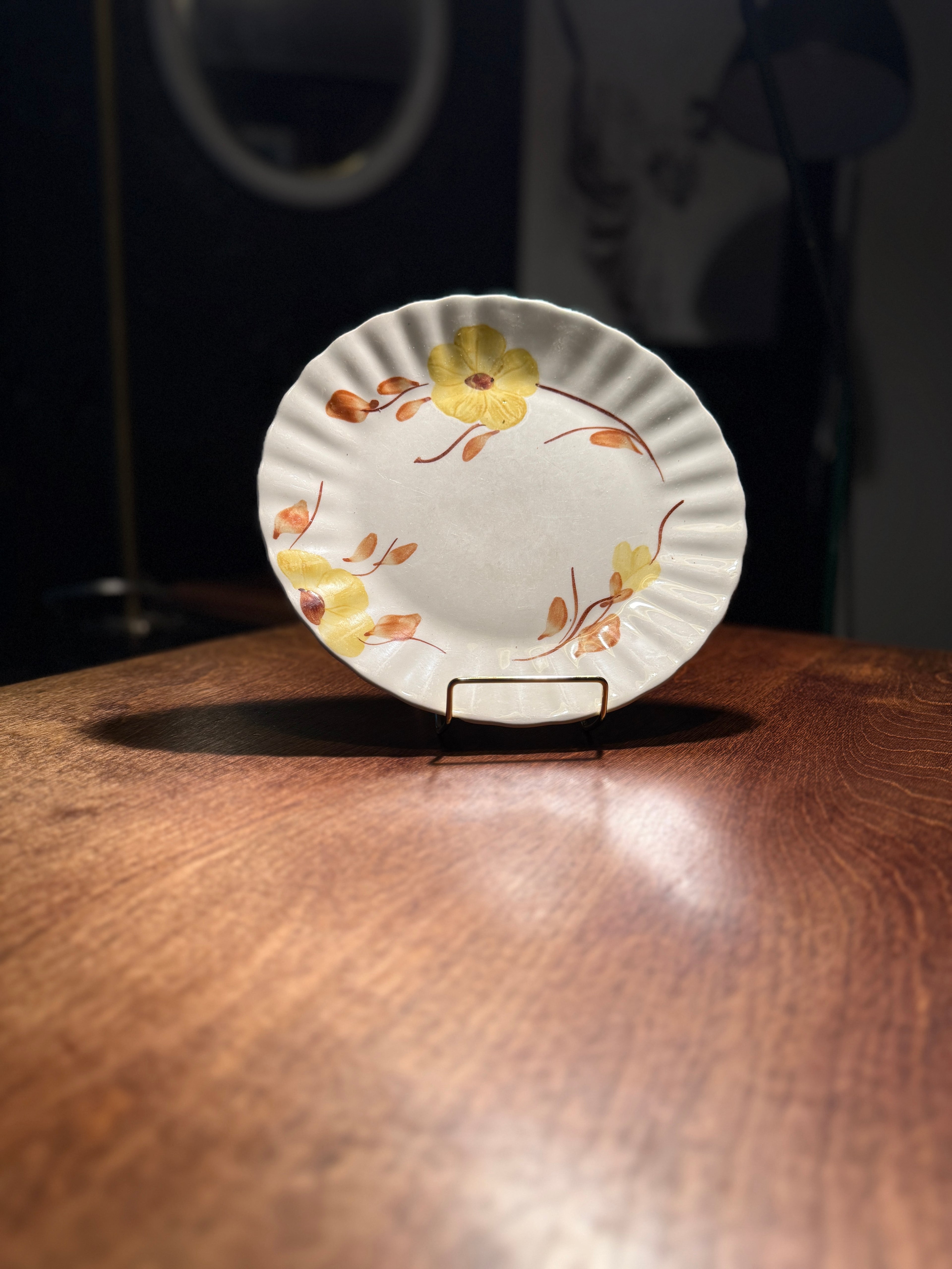 Blue Ridge Hand-Painted Floral Plates Southern Potteries, Tennessee c. 1938–1956 (Set of 2)