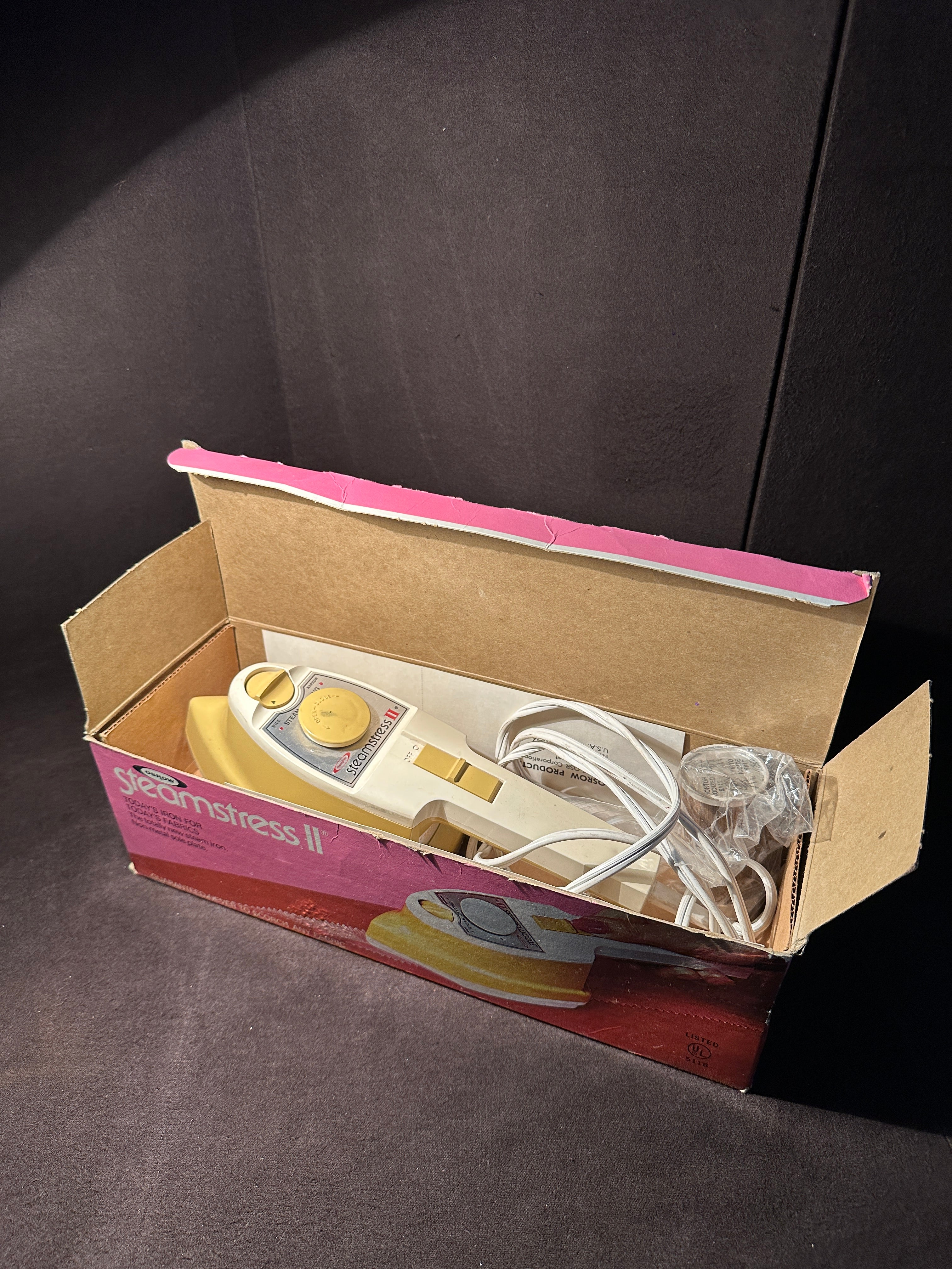 Vintage Osrow Steamstress II Sewing Steam Iron With Original Box