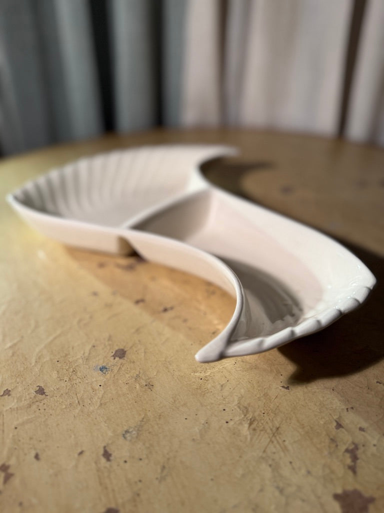 Hoenig of California Sculptural Divided Dish Mid-Century Modern Art Pottery, c. 1948–1955