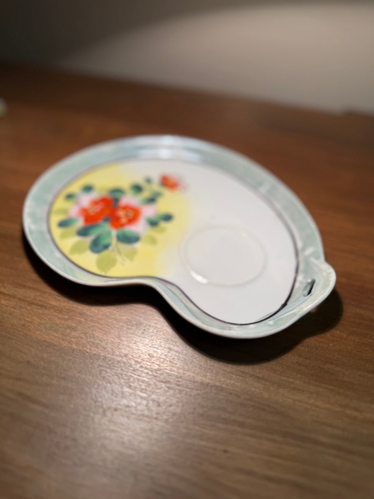 Vintage Hand-Painted Japanese Ceramic Ashtray (c.1930s–1940s)