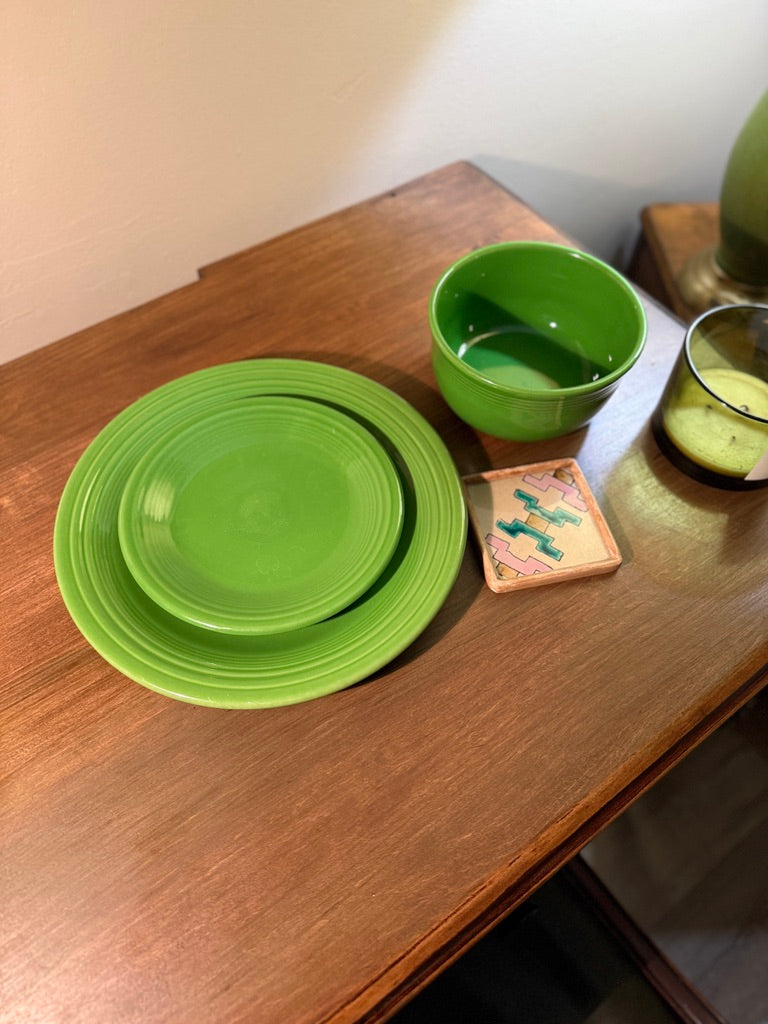 Fiesta Green Dinnerware Set (c. 1936–1951) | Homer Laughlin Earthenware