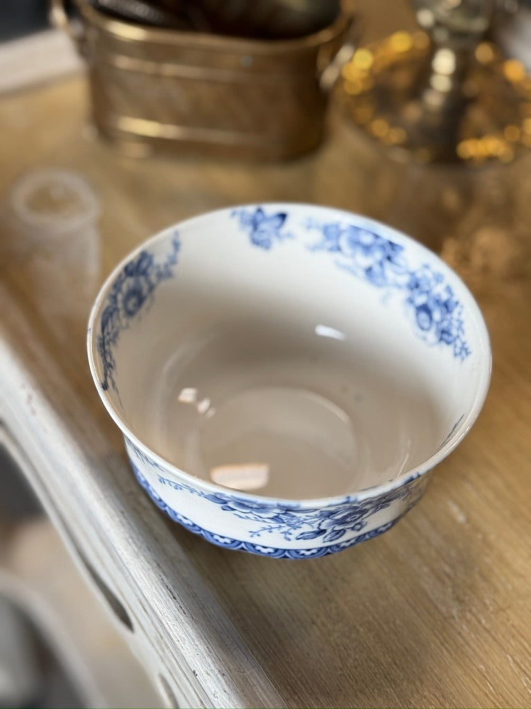 Antique Alfred Meakin Medway Decor Royal Semi-Porcelain Bowl