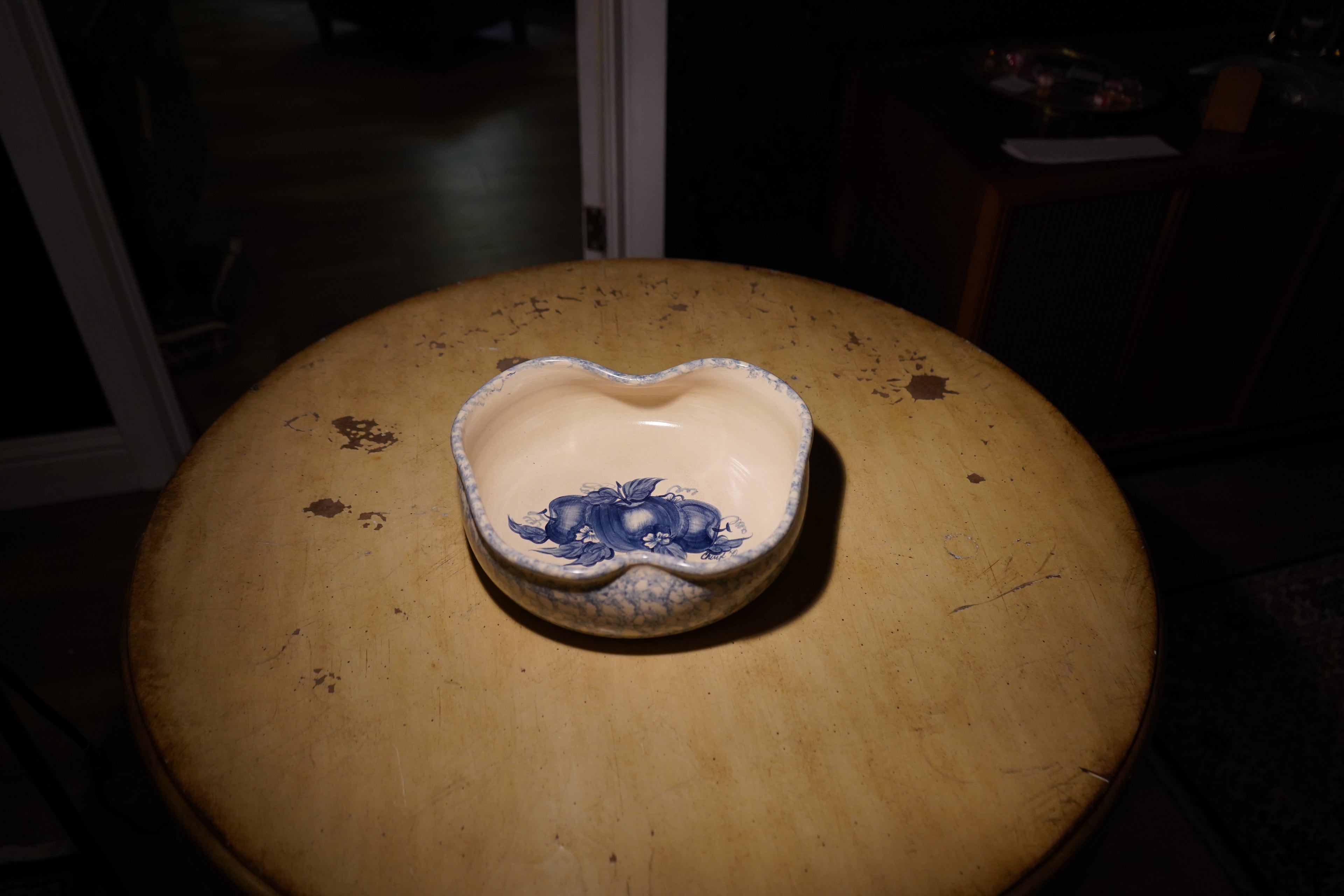 Vintage Mid Century E.T. Pottery Marshall Texas Blue Spongeware Bowl c. 1940s