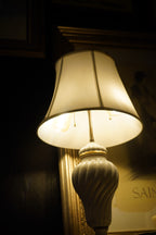 1960s Ivory Ceramic Urn Table Lamp with Gold Accents