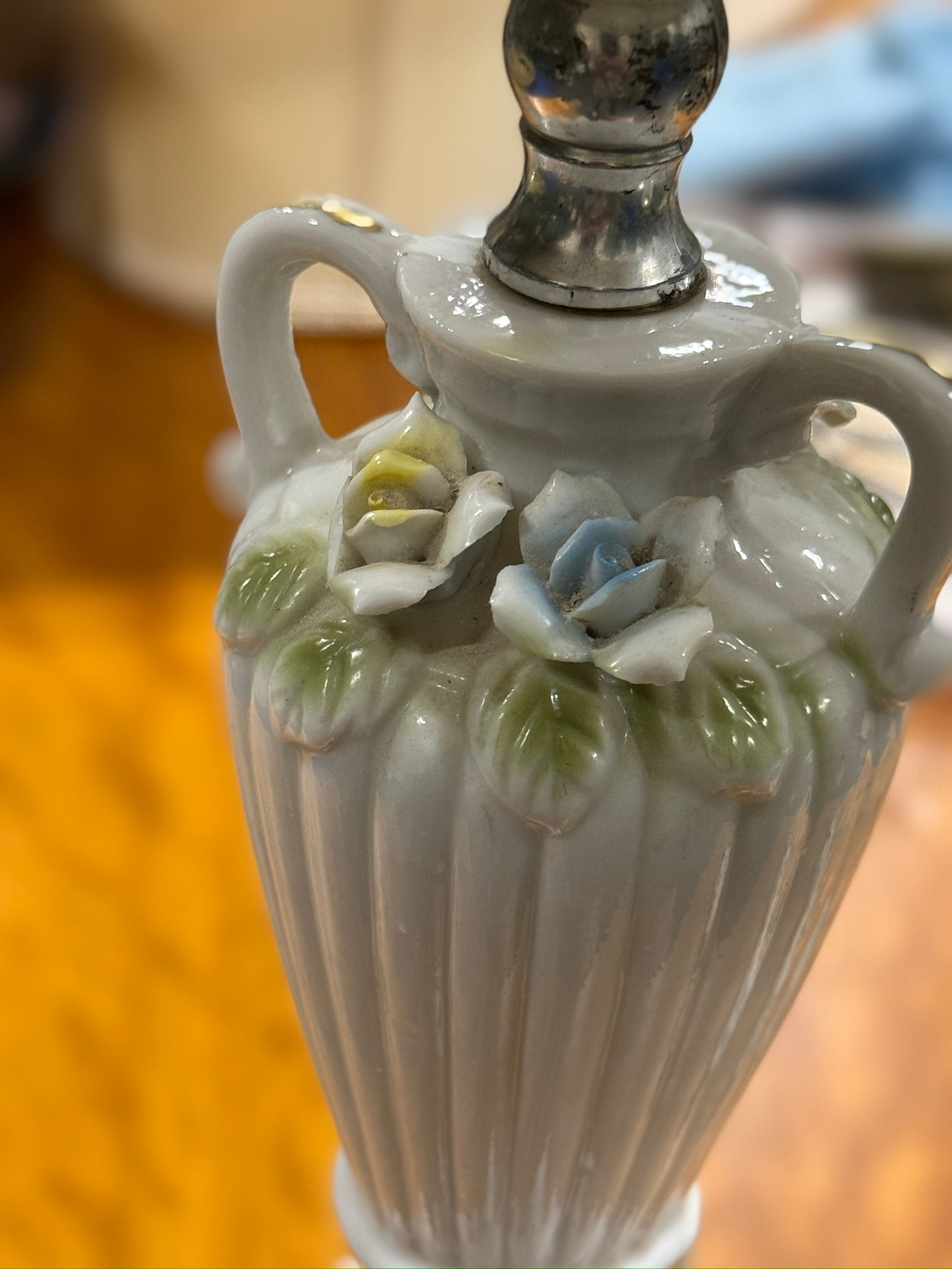 C. 1950s Vintage Porcelain Rose Urn Table Lamp with Marble Base