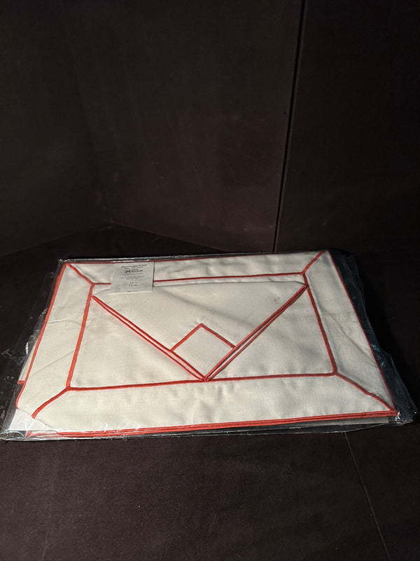 Unopened 1960s Matouk 8-Piece Table Linen Set